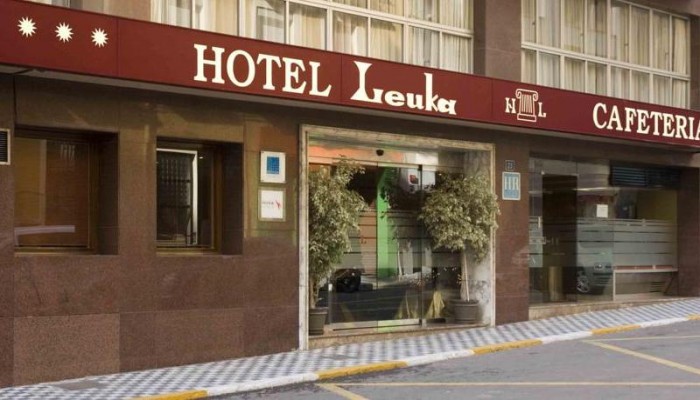 Hotel Leuka poza 0