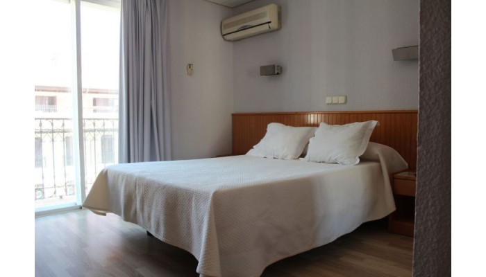 Hotel Mendez Nunez poza 2