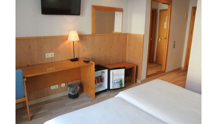 Hotel Mendez Nunez poza 5