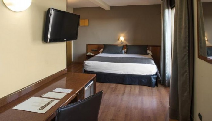 Hotel Catalonia Castellnou poza 7