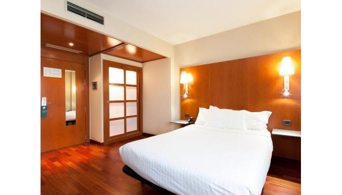 Hotel Ciutat Martorell poza 8