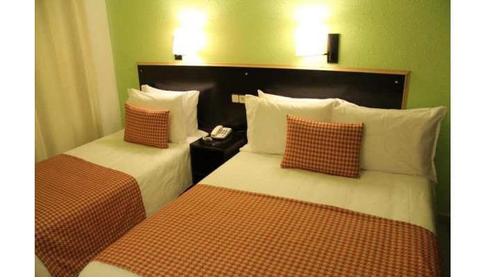 Hotel Htop Bcn City poza 4