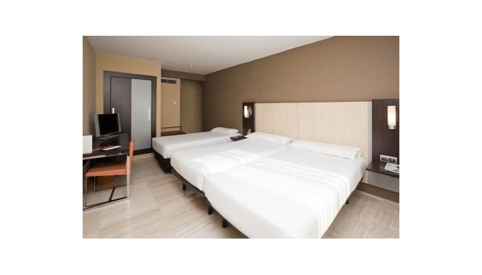 Hotel Ilunion Almirante poza 9