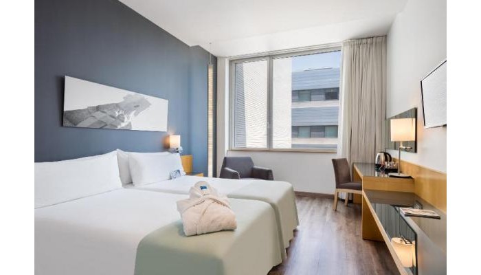 Hotel Tryp Barcelona Aeropuerto poza 3