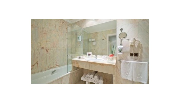 Salles Hotel Pere Iv poza 20
