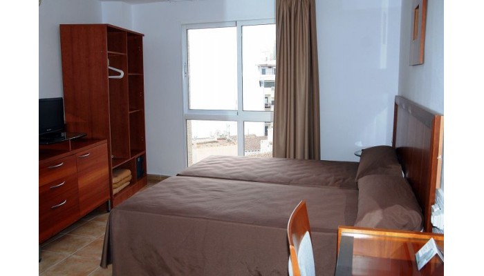 Hotel Queens (Only Adults) poza 1