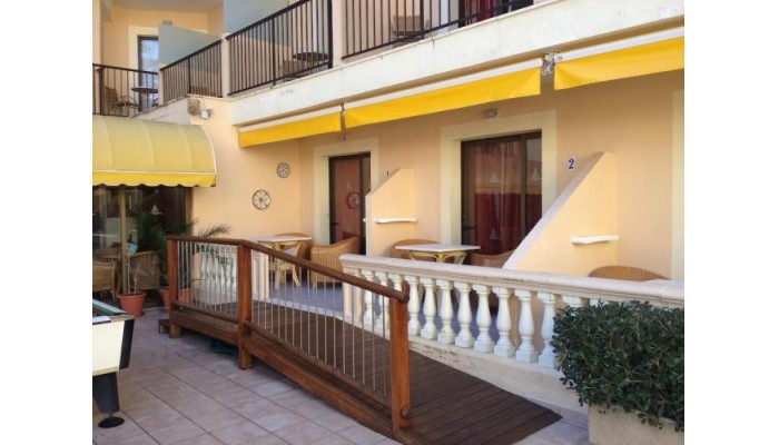 Amoros Hotel poza 12