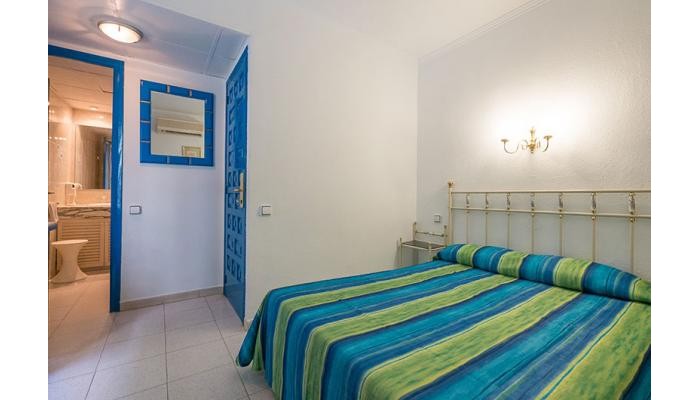 Hotel Checkin Garbí poza 6