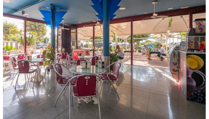 Hotel Checkin Garbí poza 12