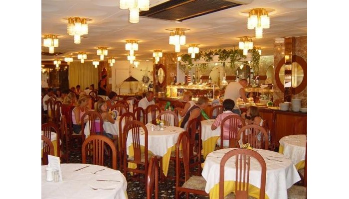 Neptuno Apartments poza 6