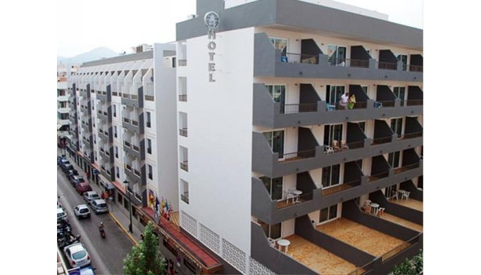 El Puerto Apartments poza 8