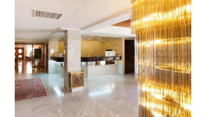 Hotel Royal Plaza poza 4