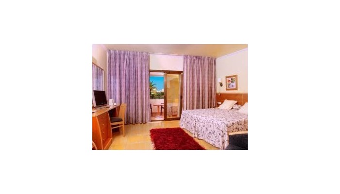 Invisa Hotel La Cala poza 9