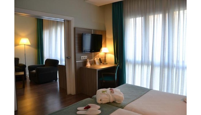 Hotel Serrano poza 5