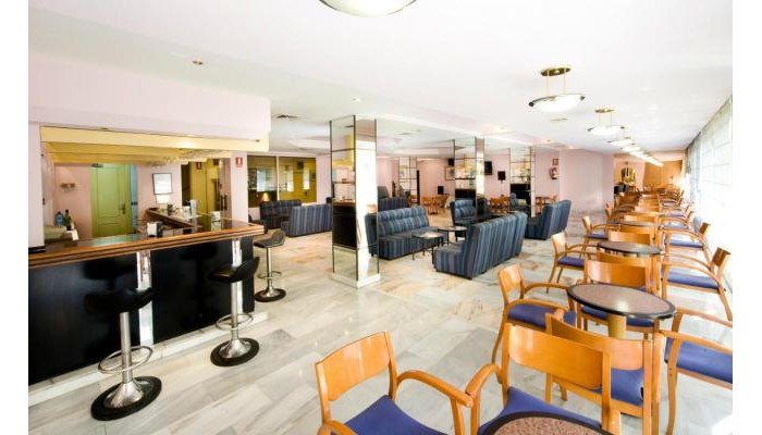 Hotel Monarque El Rodeo poza 8