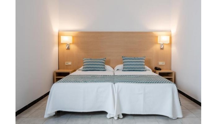 Hotel Riutort poza 0