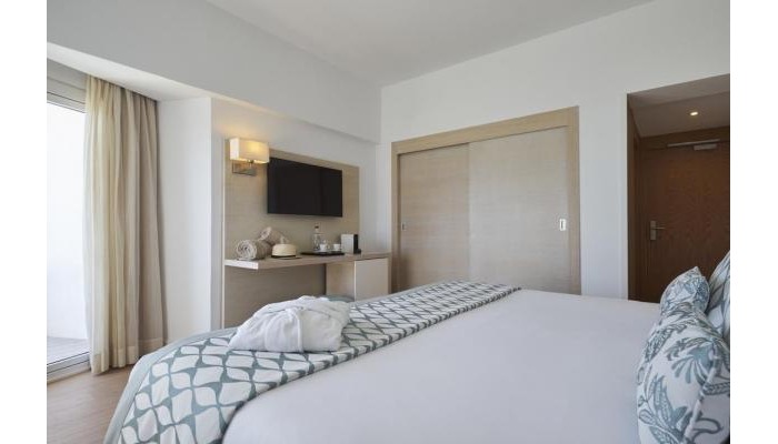 Pure Salt Garonda Hotel poza 5