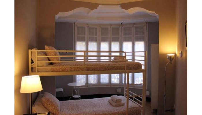 Hotel B&b Hi Valencia Canovas poza 3