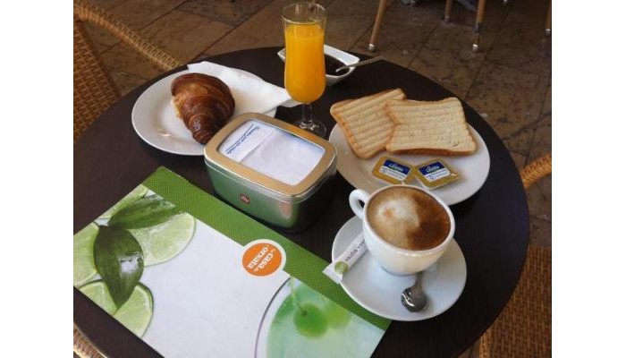 Hotel B&b Hi Valencia Canovas poza 2