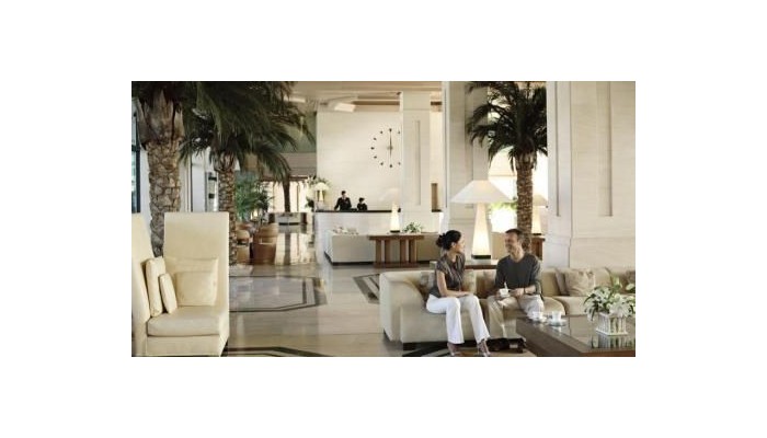 Las Arenas Balneario Resort poza 3